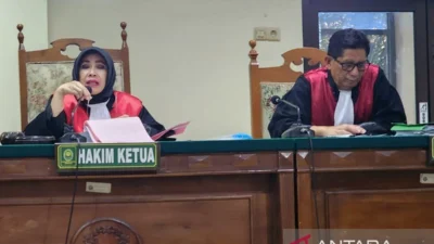 Polisi penganiaya bayi hingga tewas mulai diadili di PN Semarang