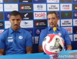Arema fokus ambil tiga poin dari Persib