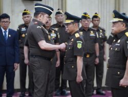 Jaksa Agung Lantik Jaksa Agung Muda Pembinaandan Staf Ahli,