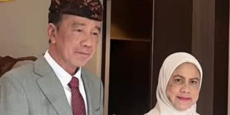 Potret terbaru mantan Presiden Joko Widodo alias Jokowi bersama sang istri Iriana Jokowi. (Foto: X Tifauzia Tyassuma)/HO-RMOL.ID