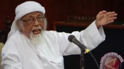 Kunjungan Tak Terduga: Abu Bakar Ba’asyir Nasihati Jokowi Agar Jadi ‘Pembela Islam yang Kuat’