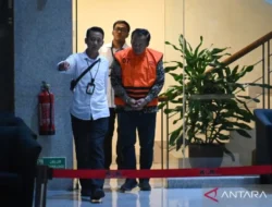 Berkas Korupsi Proyek Kereta DJKA Lengkap, KPK Limpahkan Tersangka Risna Sutriyanto ke Penuntutan
