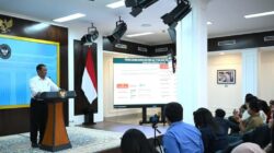 Menteri Pertanian Andi Amran Sulaiman memberikan keterangannya kepada awak media di Istana Kepresidenan, Jakarta, pada Kamis, 9 Oktober 2025/JURNALOKA/. Foto: BPMI Setpres/Kris
