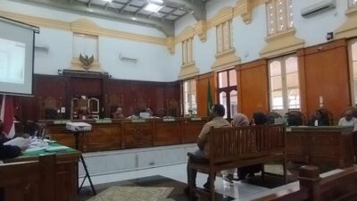 Para Saksi sidang korupsi jalan dengan Topan Ginting dan M Akhirun saat diperiksa di Pengadilan Negeri (PN) Medan, Rabu (15/10/2025). (KOMPAS.com/CRISTISON SONDANG PANEL)