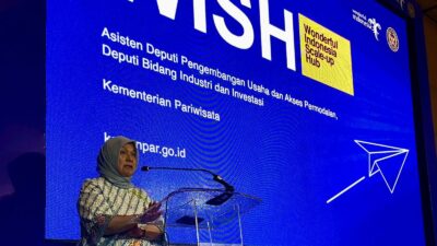 Deputi Bidang Industri dan Investasi Kementerian Pariwisata Rizki Handayani saat sambutan pada acara "Demoday WISH 2025", di The Ritz Carlton Mega Kuningan, Jakarta Selatan, Selasa (21/10/2025).