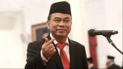 Ketua Projo Budi Arie Setiadi Isyaratkan Gabung Gerindra