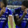 Momen Kemenangan Persib Bandung atas Borneo FC Dihantui Kabar Duka, Seorang Suporter Setia Tutup Usia di Stadion