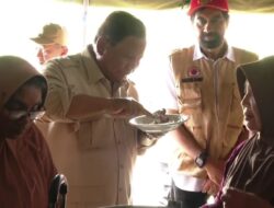 Prabowo Ikut Santap Menu Korban Banjir di Aceh, Bukti Solidaritas di Tengah Bencana