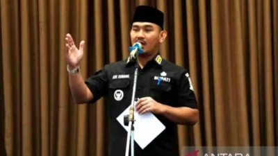 KPK Gelar OTT di Bekasi: Bupati Bekasi Ade Kuswara Kunang Resmi Terjaring Operasi Senyap