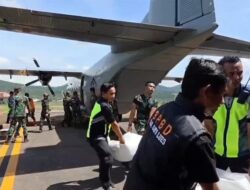 Puspenerbal TNI AL Kirim Pesawat NC 212-200 Salurkan Bantuan Logistik ke Gayo Lues