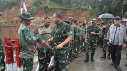 Akses Takengon–Bireuen Pulih, KSAD Resmikan Jembatan Bailey di Bener Meriah