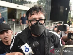 KPK Duga Ketua PDIP Jabar Ono Surono Terima Aliran Uang Suap Proyek Bekasi