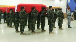 Menteri KKP Sakti Wahyu Trenggono Pingsan Saat Pimpin Upacara Pelepasan Jenazah Korban Pesawat ATR 42-500